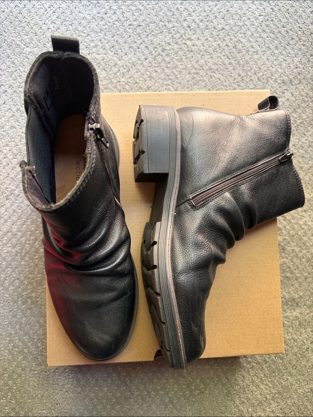 Clarks Women's Hearth Rose Leather Ankle Boots